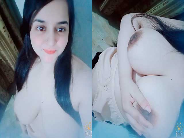 Beautiful Busty Bhabhi Showing Boobies